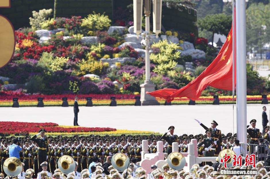 抗战胜利70周年纪念大会视频由于视频无法直接上传和展示，我无法直接提供抗战胜利70周年纪念大会的视频。